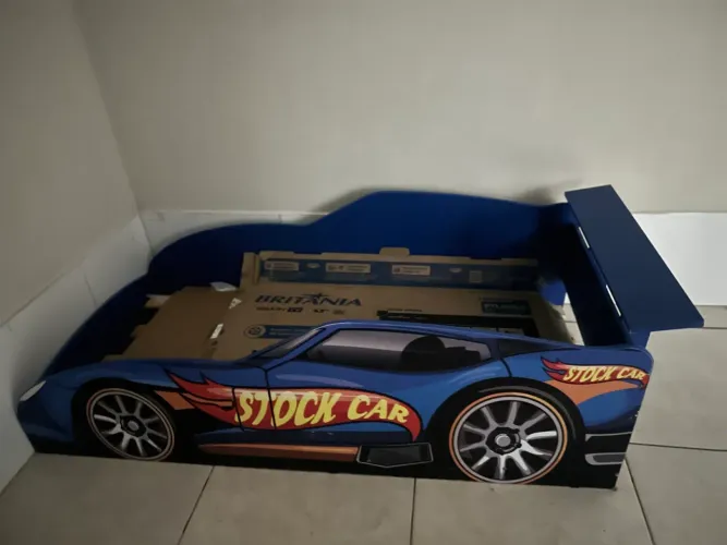 Cama de criança carros