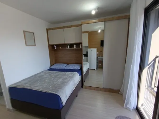Studio moderno para locação no Cena Living - Curitiba