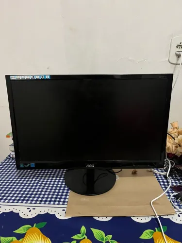 VENDO MONITOR AOC ?