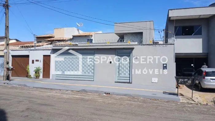 CASA- Residencial Aquários II