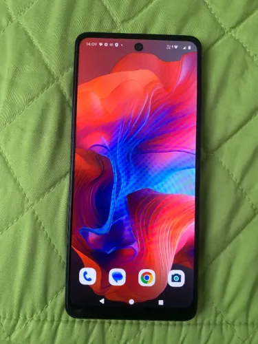Moto g04s