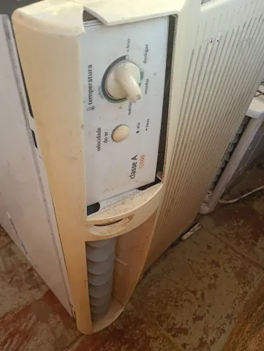 Vendo ar condicionado Consul 12 mil btus