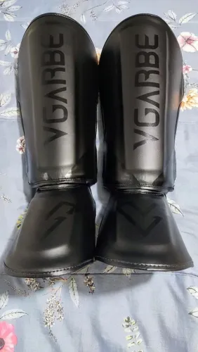 Caneleira Muay Thai Vgarbe Profissional - Nova (Tamanho M)