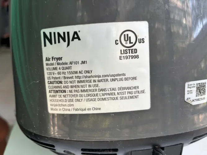 Vendo Air fryer marca Ninja com defeito 