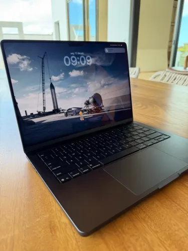MacBook Pro M5 | 16GB RAM | 512GB SSD | Garantia Apple | Impecável