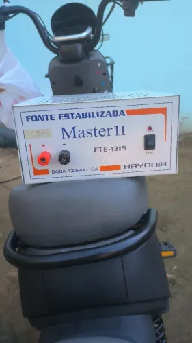 Fonte estabilizada 13.8VDC 15A Master II