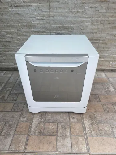 Lava louças Eletrolux 8 serviços