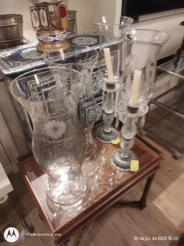 Manhas de vidro para velas lapidadas
