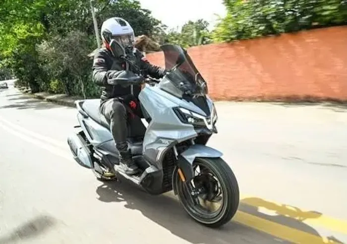 ADX 300 ADVENTURE ABS - FINANCIA SEM ENTRADA - FABY