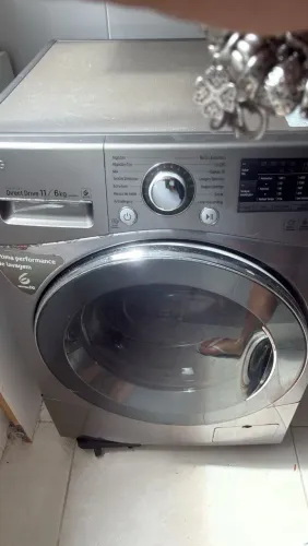 Lava e seca LG direct drive 11 kg
