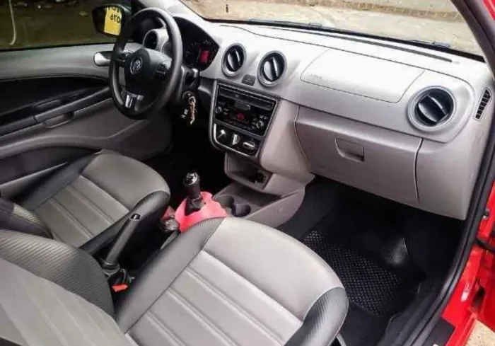Volkswagen Saveiro Surf 1.6 MI Total Flex 2P 2015