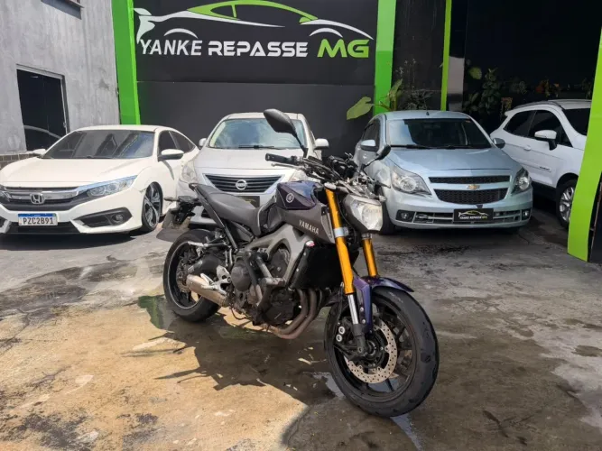 YAMAHA MT-09 MT-09