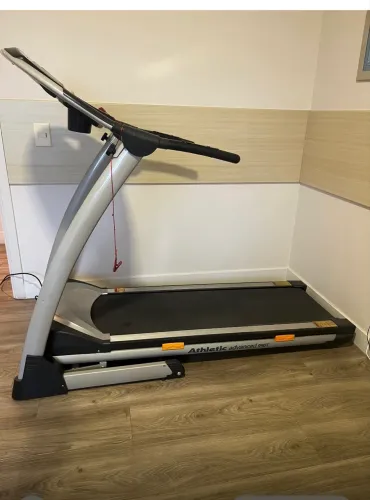 Esteira Athletic Advanced 990t