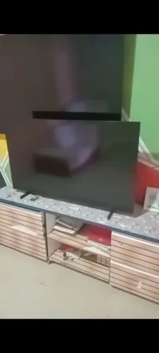 Televisão pra retirada de peças