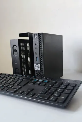 Pc Dell Optiplex 7070 Micro Semi Novo Com Bloqueio De Senha