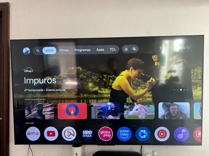 Vendo tv de 65* polegadas 