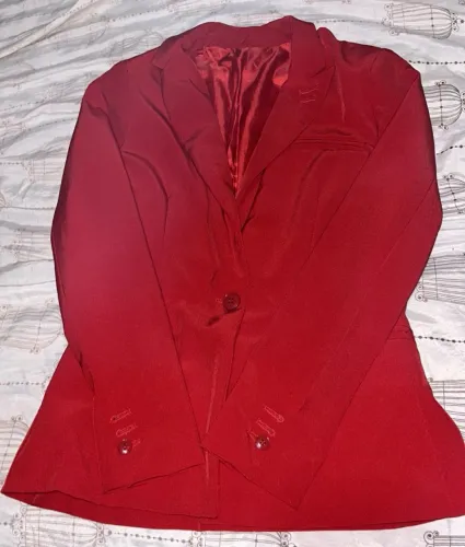 Roupas usadas em boas condições