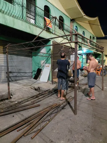 Barraca tenda de ferro sem lona 3×3