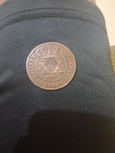 Moeda antiga em perfeito estado