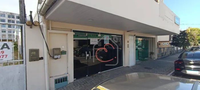 Loja para alugar, 200 m² por R$ 4.400,01/mês - Centro - Macaé/RJ