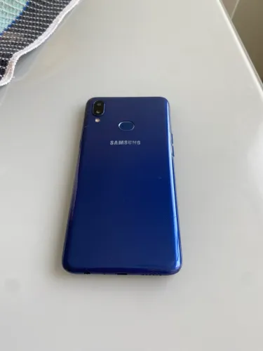 SAMSUNG GALAXY A10 (Celular seminovo conservado e sem defeitos)