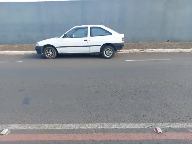 Ford Escort GL 1.6i / 1.6 1996