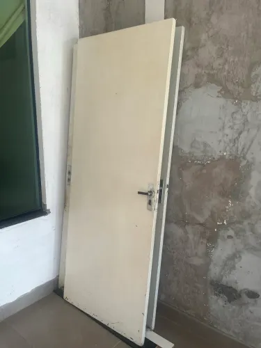 portas 210x80