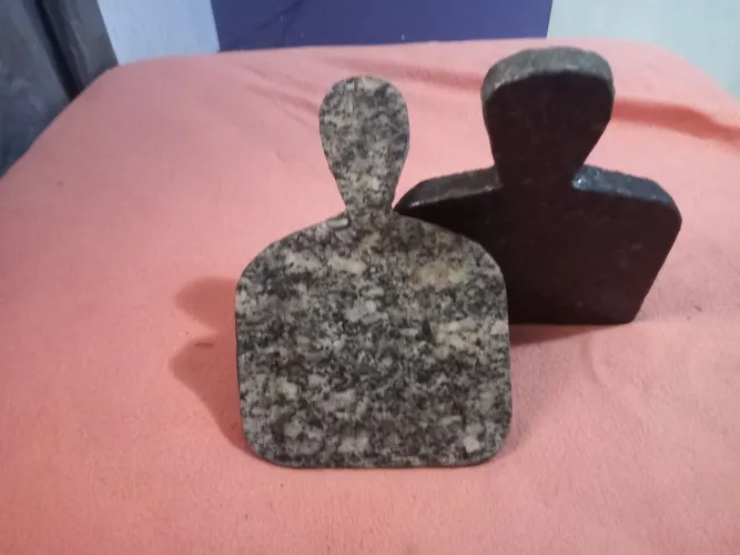 Tábuas de corte feitas de granito