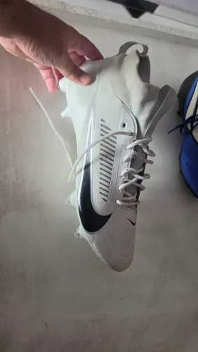 Chuteira nike 48