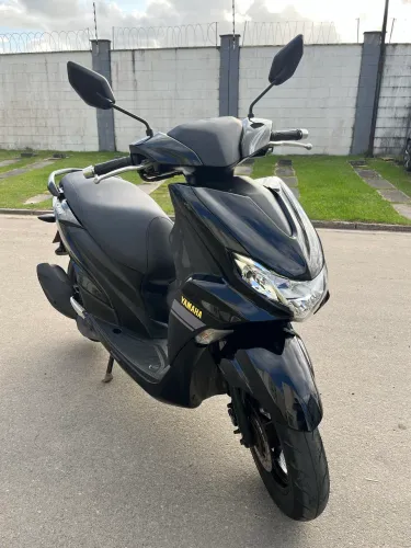 Scooter Fluo Abs 2024