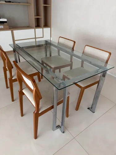 Mesa inox e tampo vidro temperado