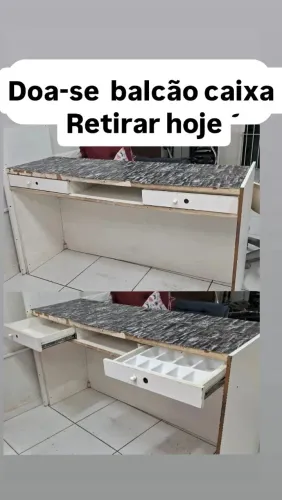Doa-se balcão caixa duplo