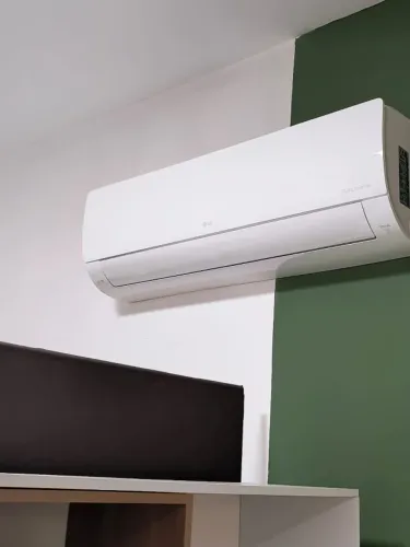 Ar Condicionado Split Hi Wall LG DUAL Inverter Voice + AI 24000 BTUs Frio - 220V