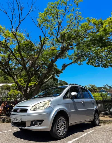 Fiat Idea Attractive 1.4 Fire Flex 8V 5P 2012