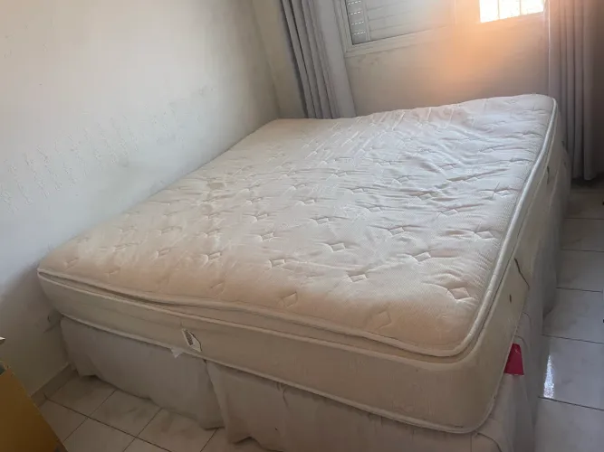 Cama