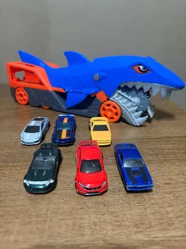 Tubarão guincho hot Wheels
