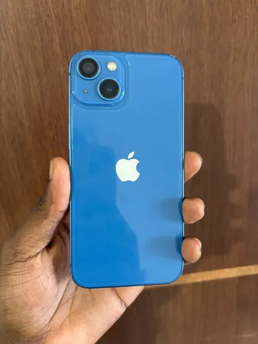 IPHONE 13 ACEITO TROCA, COM VOLTA
