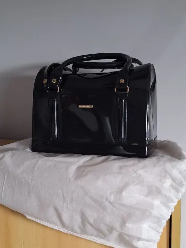 Bolsa baú Petite Jolie