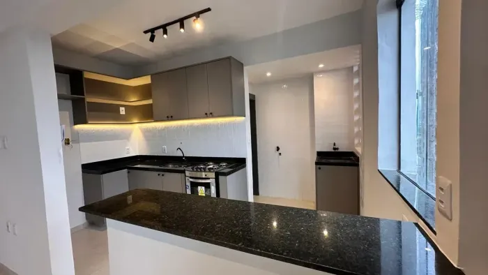 2/4 na Pedreira todo reformado, andar alto, com modulados, 1 vaga
