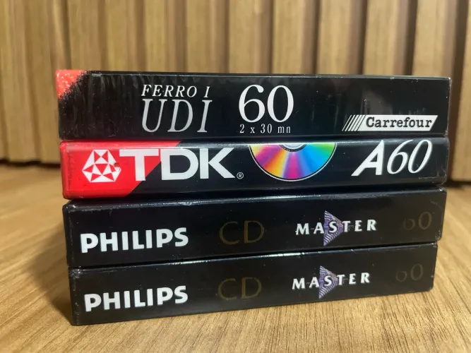 Fitas Cassete Philips, TDK Lacradas