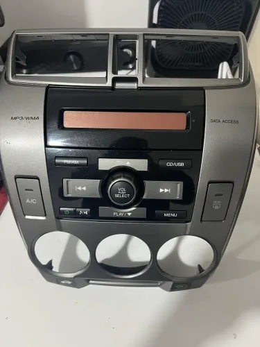 Rádio original do Honda city 2012 2013  excelente estado de conservação 