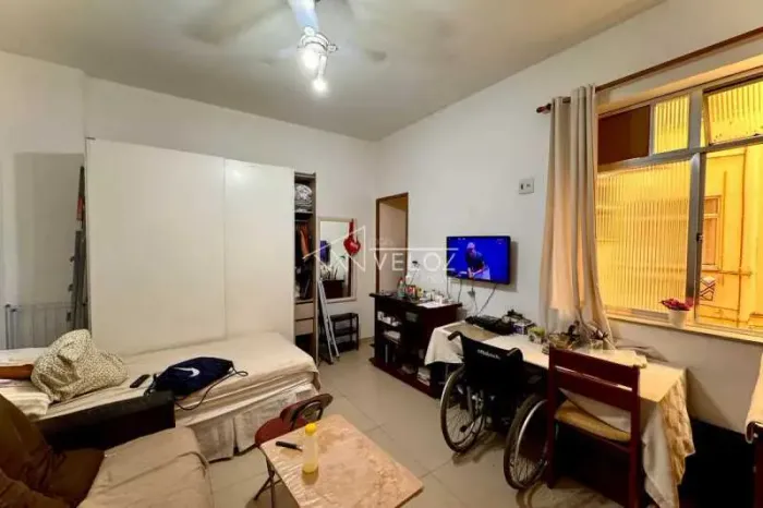 Apartamento : Padrão / Residencial / Catete