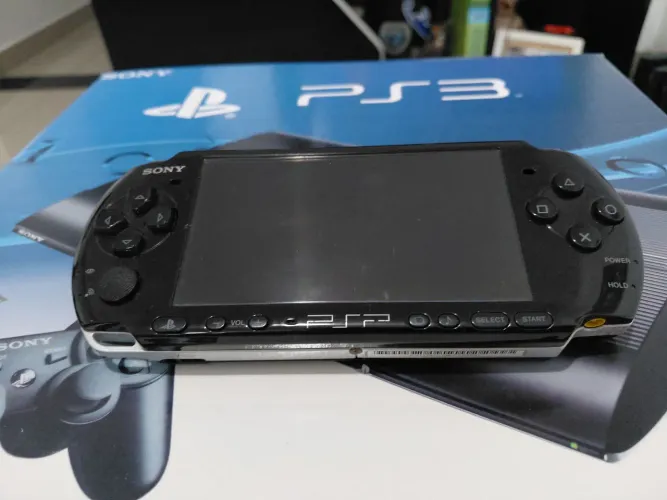PSP 3001 COM ARK 5 CFW + 5 JOGOS A ESCOLHA