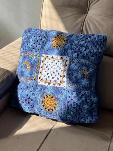 Almofada personalizada de crochÊ