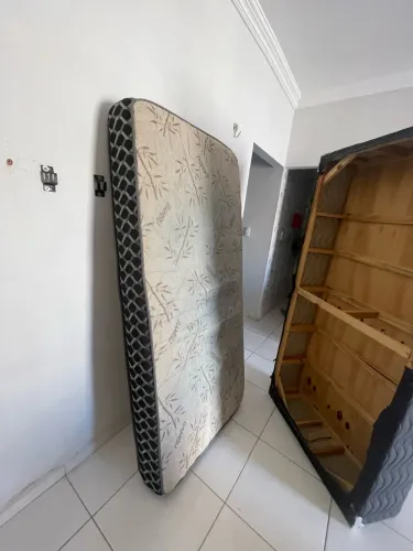 Cama solteiro base colchão 