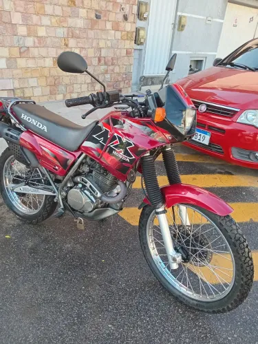 Vendo NX200 ano 2000