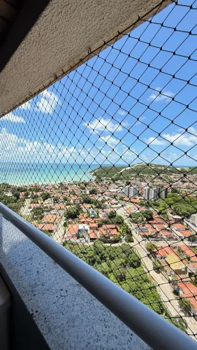 Alugo lindo apartamento mobiliado em Ponta Negra andar alto e vista mar