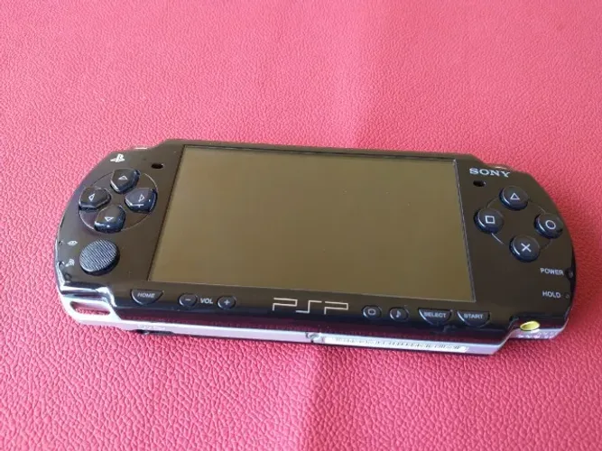 ? Sony PSP original - COM DEFEITO / NÃO LIGA