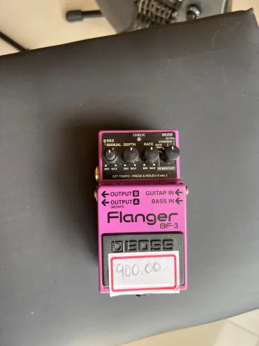 PEDAL BOSS FLANGER