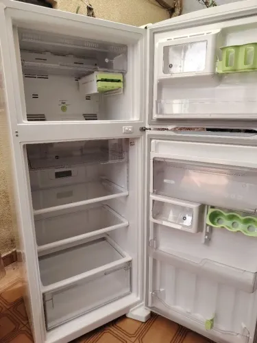 Refrigerador Cônsul precisa trocar o compressor 220V.